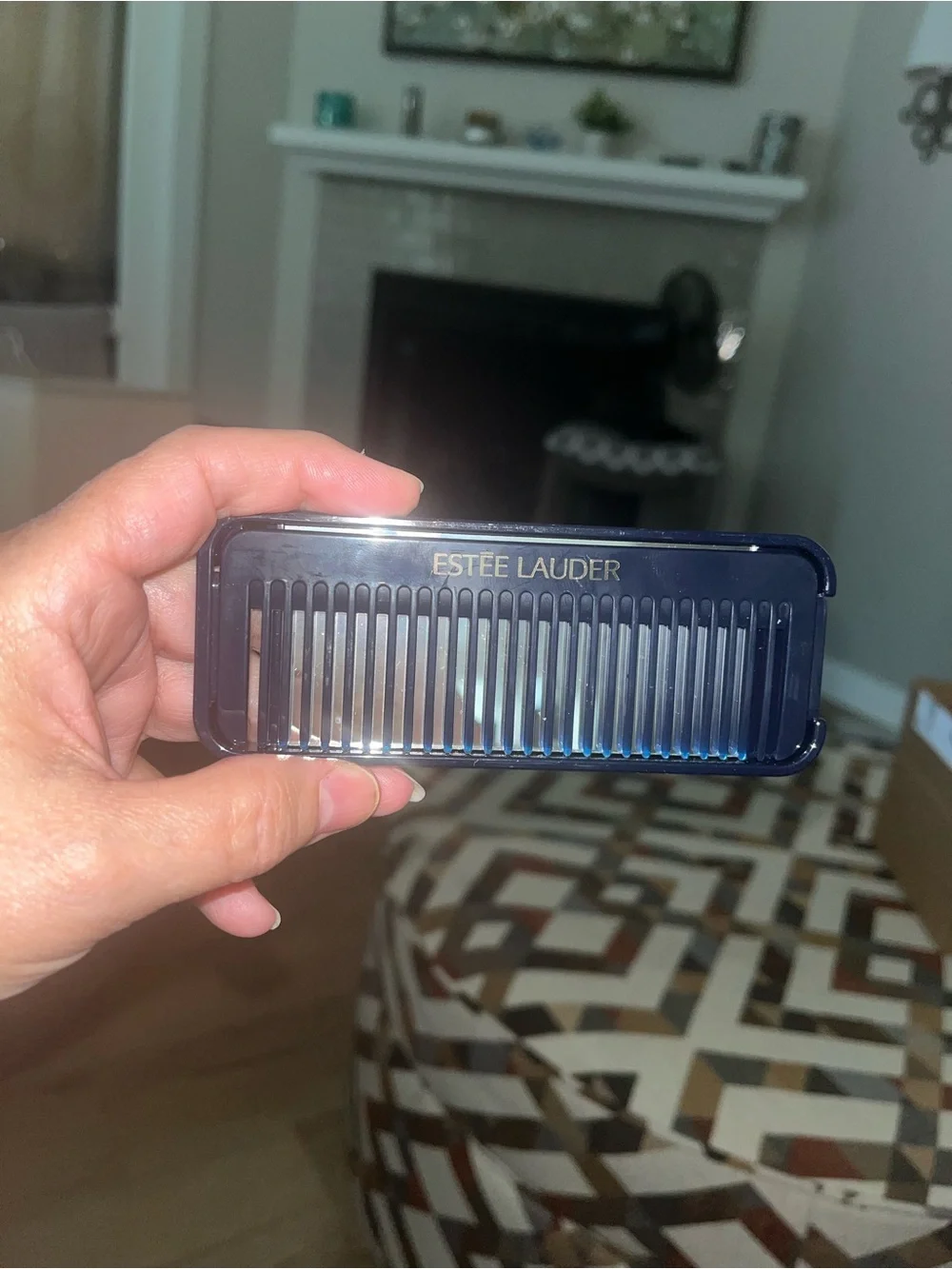 New Estée Lauder Comb & Mirror Set